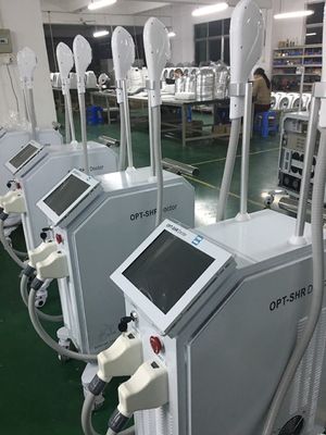 Haut-Therapie IPL-Haar-Abbau-Gerät OPTs SHR ODM 4000W Technologie